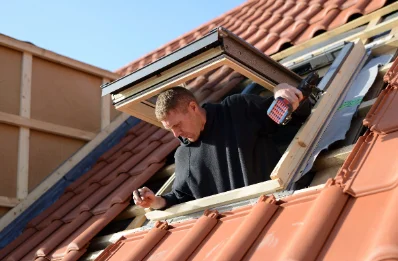 Pose de fenêtres de toit Velux à Bouttencourt